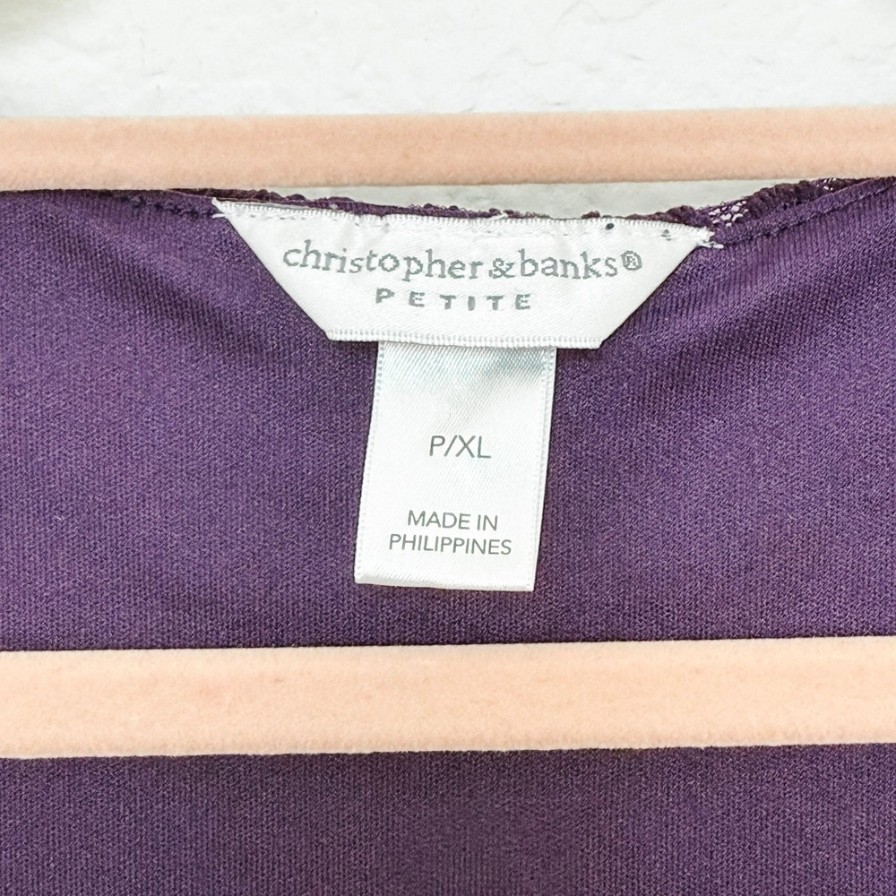 Womens Lace Top XL Petite Purple Scalloped Neck 3/4 Sleeve Romantic Classic - Picture 6 of 8